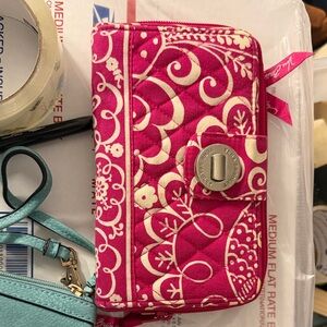 Vera Bradley Fuchsia and Cream Quilted Phone Case